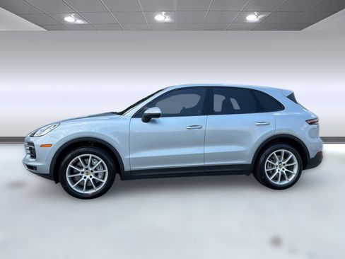 Used 2021 Porsche Cayenne AWD/4WD image 2