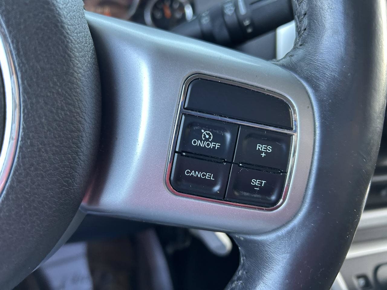 Used 2015 Jeep Compass Latitude w/ Trailer Tow Prep Group AWD/4WD image 19