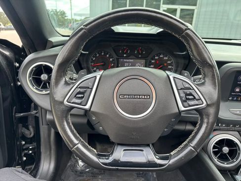 Used 2023 Chevrolet Camaro LT RWD image 15