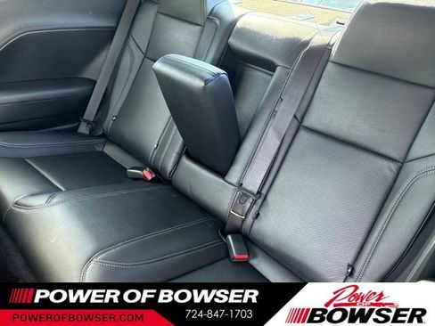 Used 2022 Dodge Challenger R/T RWD image 10