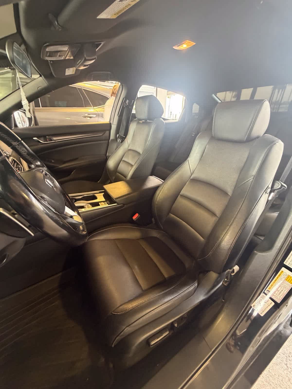 Used 2019 Honda Accord Sport image 11