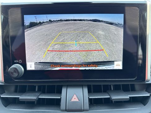 Certified 2023 Toyota RAV4 LE AWD/4WD image 23