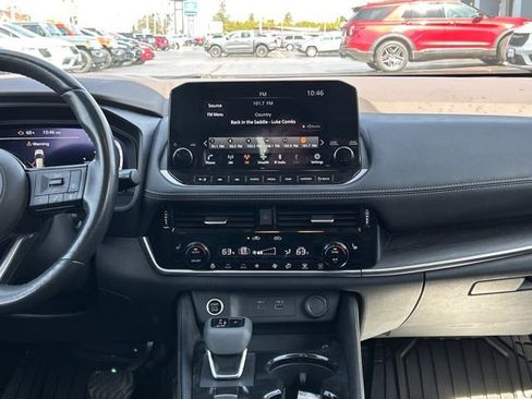 Used 2021 Nissan Rogue Platinum AWD/4WD image 25
