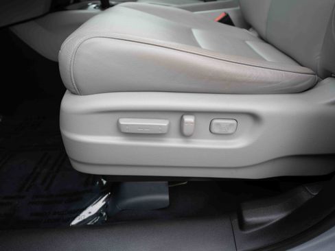Used 2018 Honda Pilot EX-L image 12