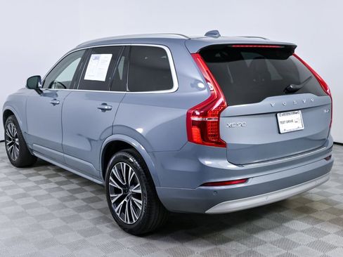 Used 2022 Volvo XC90 T6 Momentum w/ Protection Package Premier AWD/4WD image 4