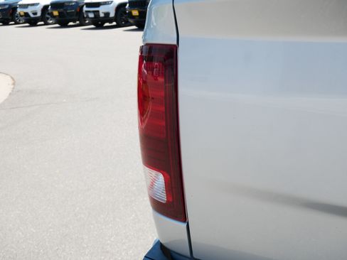 Used 2018 RAM 2500 Laramie w/ Sport Appearance Group AWD/4WD image 17