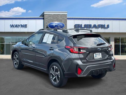 Used 2025 Subaru Crosstrek 2.5i Premium AWD/4WD image 3