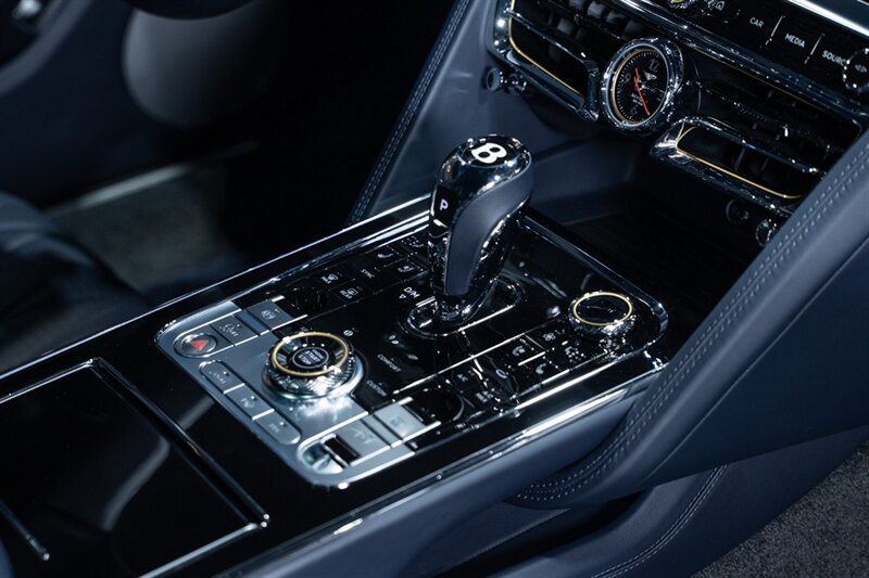 Used 2022 Bentley Flying Spur W12 AWD/4WD image 62