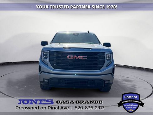 Used 2025 GMC Sierra 1500 Elevation image 8