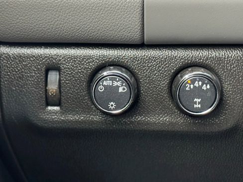 Used 2018 Chevrolet Colorado W/T w/ WT Convenience Package AWD/4WD image 27