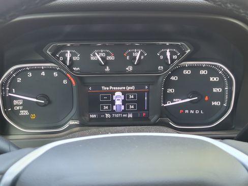 Used 2019 GMC Sierra 1500 SLT w/ SLT Premium Plus Package AWD/4WD image 14