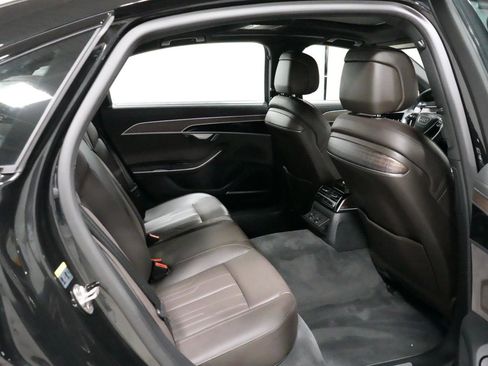 Used 2025 Audi A8 L 3.0T AWD/4WD image 9