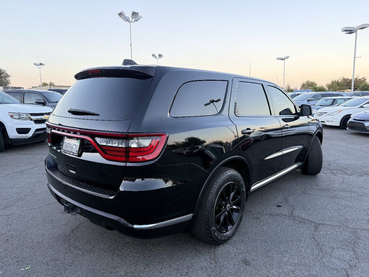 Used 2019 Dodge Durango SXT w/ 3rd Row Seating Group RWD image 6