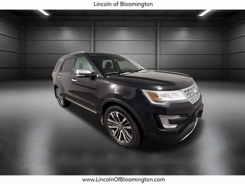 Used 2017 Ford Explorer Platinum image 9