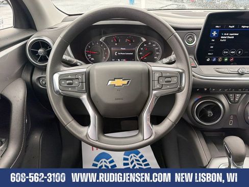 Used 2023 Chevrolet Blazer LT w/ Convenience Package AWD/4WD image 17