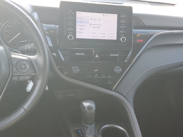 Used 2024 Toyota Camry SE FWD image 11