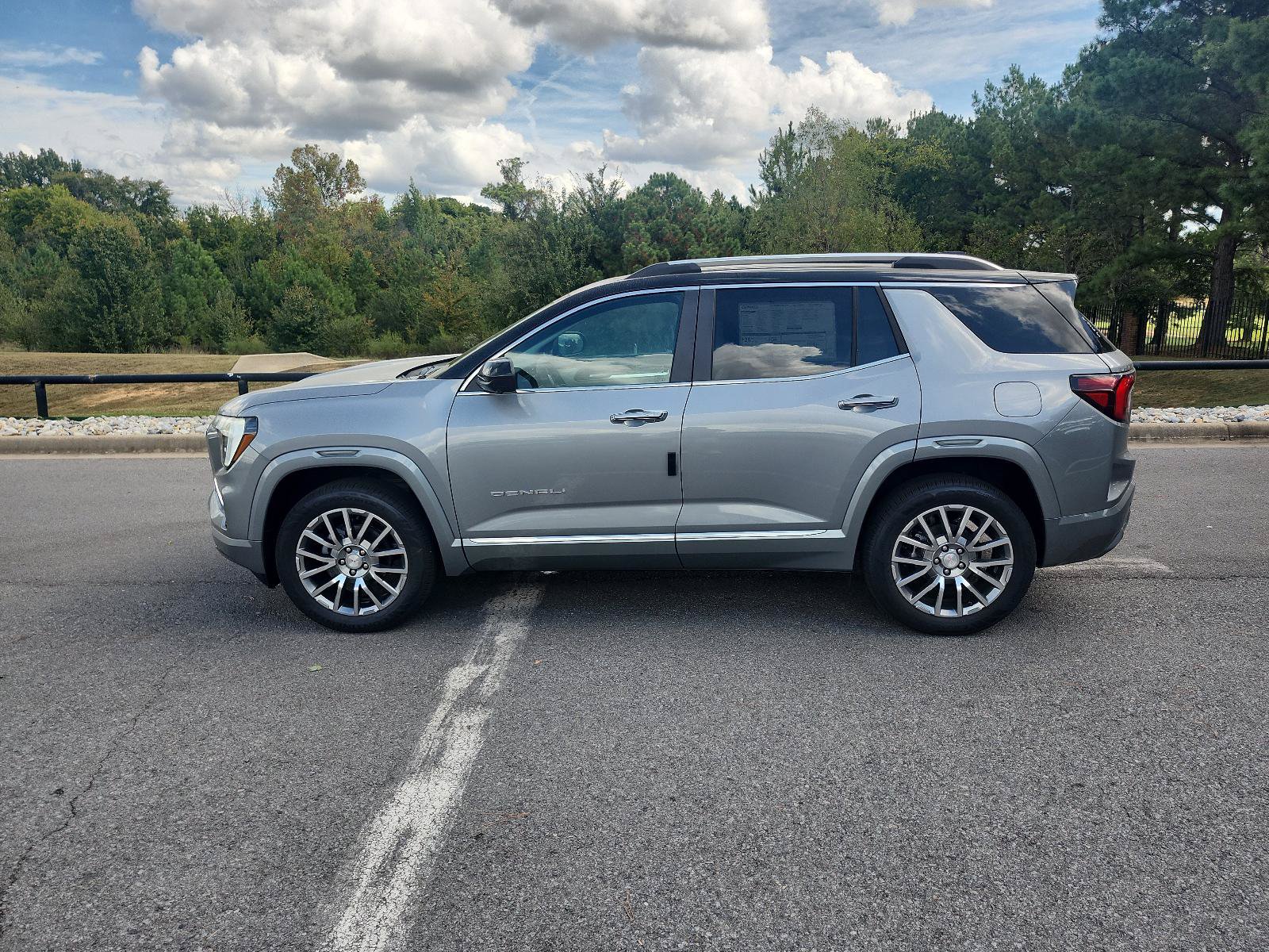 New 2027 GMC Terrain Denali AWD/4WD image 2