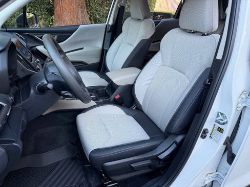 Used 2024 Subaru Forester AWD/4WD image 14