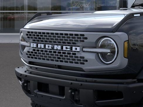 New 2025 Ford Bronco Badlands image 19