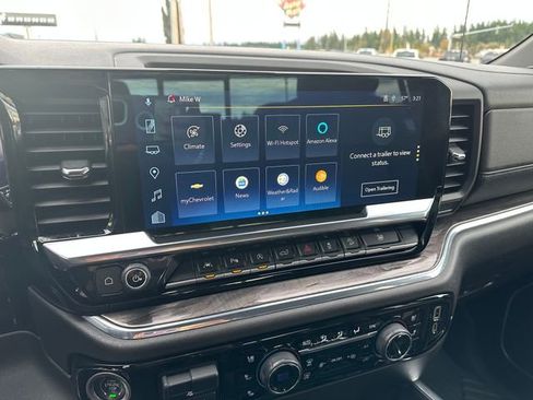 Used 2024 Chevrolet Silverado 1500 LTZ w/ Technology Package image 14