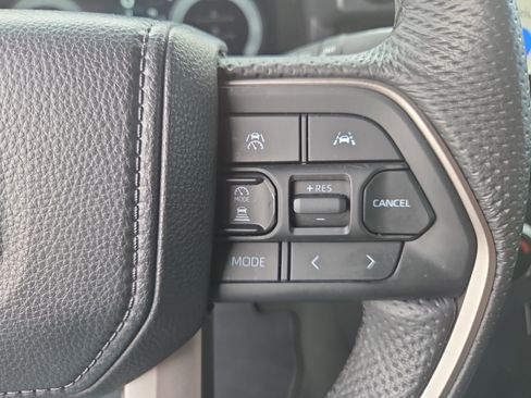 Used 2024 Toyota Tacoma TRD Off-Road AWD/4WD image 24