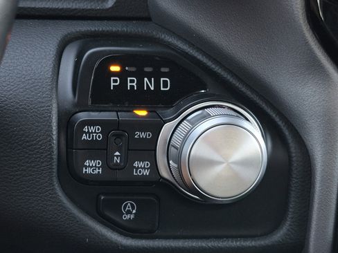 Used 2024 RAM 1500 Laramie AWD/4WD image 30