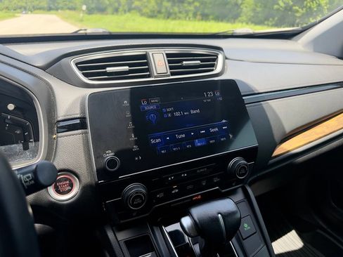 Used 2017 Honda CR-V Touring image 15