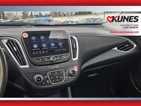 Used 2025 Chevrolet Malibu LT image 20