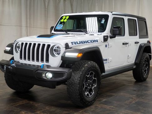 Used 2022 Jeep Wrangler Unlimited Rubicon 4xe w/ Dual Top Group AWD/4WD image 2
