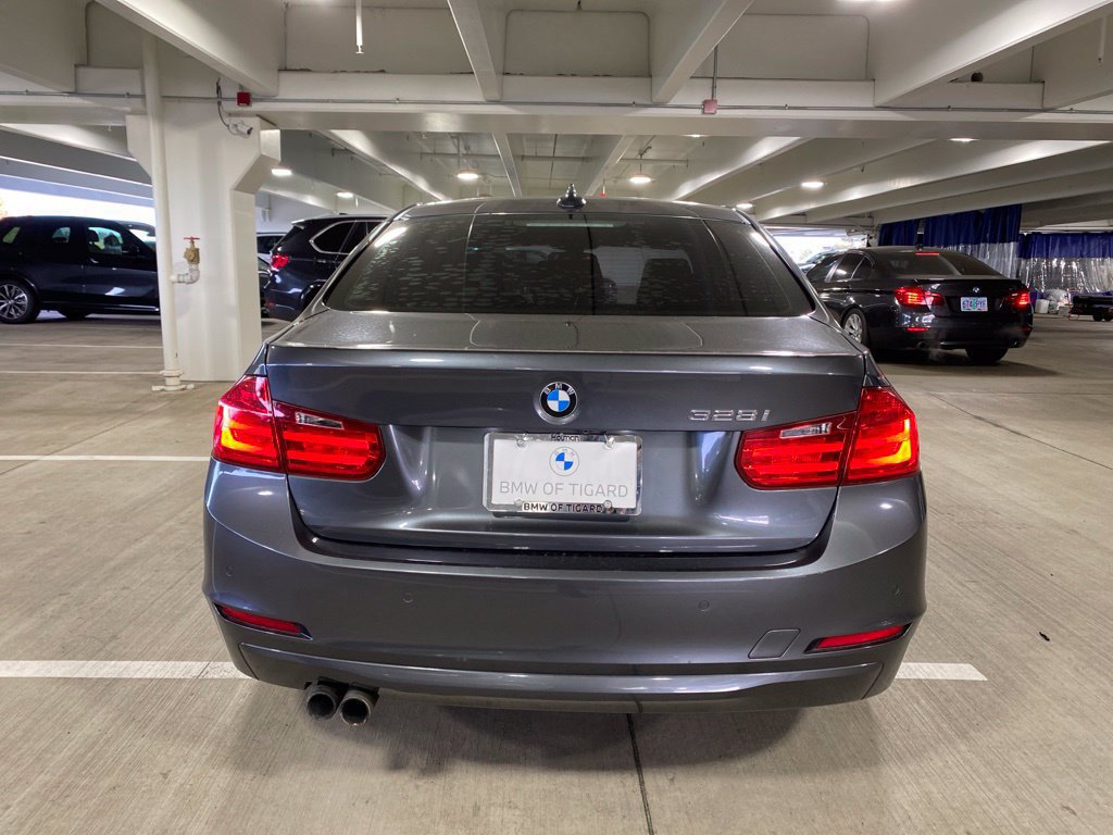 Used 2014 BMW 328i Sedan RWD image 4