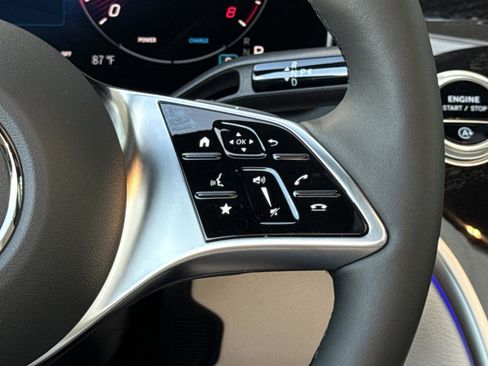 New 2026 Mercedes-Benz GLC 300 image 18