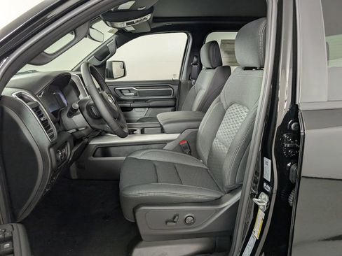 New 2026 RAM 1500 4x4 Crew Cab image 12