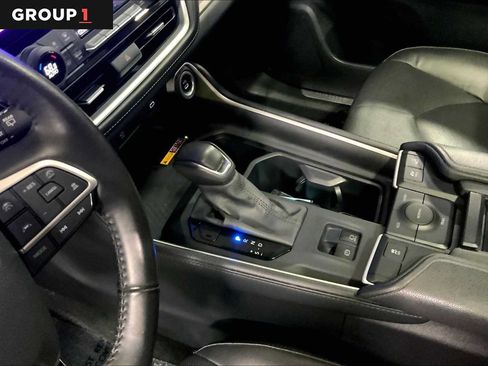 Used 2024 Toyota Grand Highlander AWD Hybrid image 17