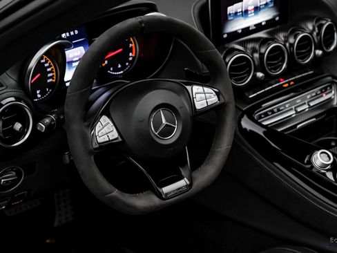 Used 2018 Mercedes-Benz AMG GT C image 46