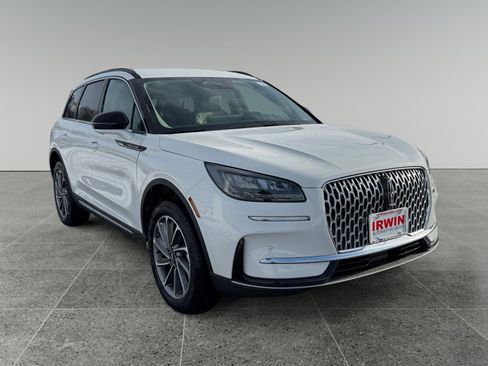 New 2026 Lincoln Corsair Premiere image 7