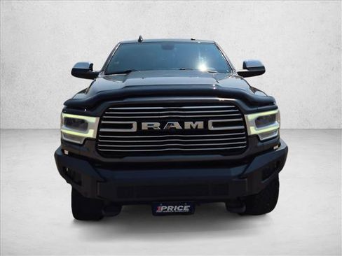 Used 2021 RAM 2500 Laramie AWD/4WD image 2