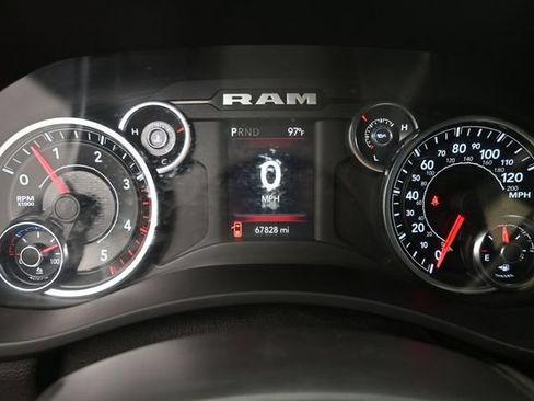 Used 2022 RAM 2500 Big Horn w/ Cold Weather Group AWD/4WD image 6