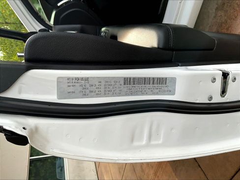 Used 2017 Dodge Durango GT w/ Nav & Power Liftgate Group AWD/4WD image 18