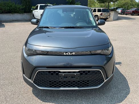 Used 2024 Kia Soul LX w/ Option Group 015 FWD image 2