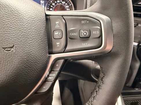 Used 2026 RAM 2500 Big Horn AWD/4WD image 36