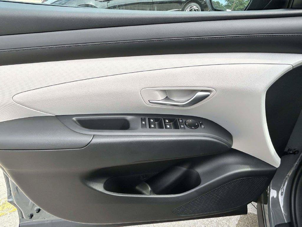 New 2026 Hyundai Tucson Limited FWD image 40