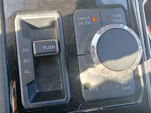 Used 2024 Toyota Tundra Limited image 19