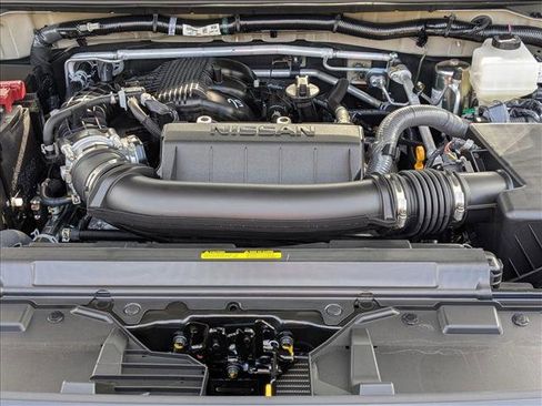 New 2025 Nissan Frontier S image 15