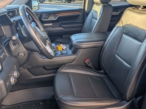 Used 2024 GMC Sierra 1500 Denali w/ Technology Package AWD/4WD image 24