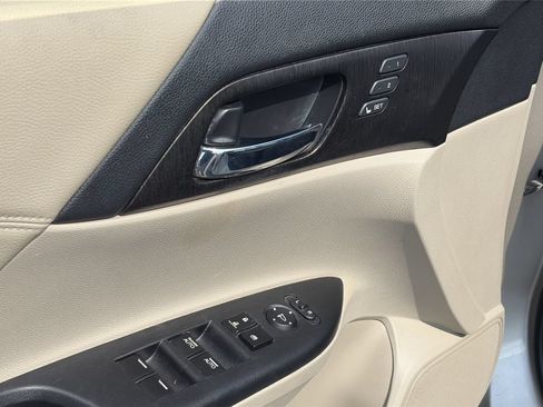 Used 2014 Honda Accord EX-L image 27