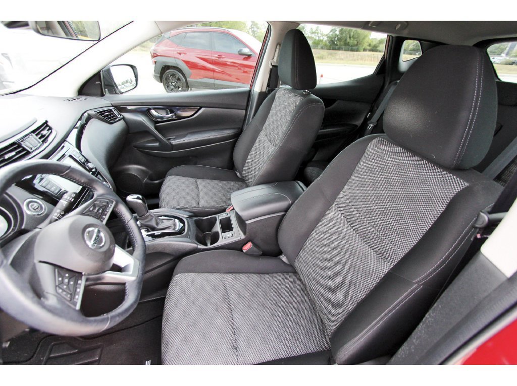 Used 2021 Nissan Rogue Sport SV FWD image 32