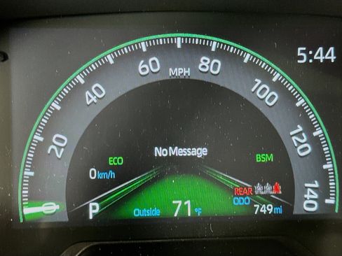 Used 2025 Toyota RAV4 XLE w/ Convenience Package image 19