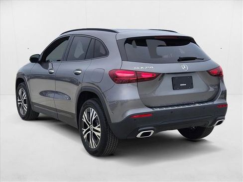 New 2026 Mercedes-Benz GLA 250 image 8