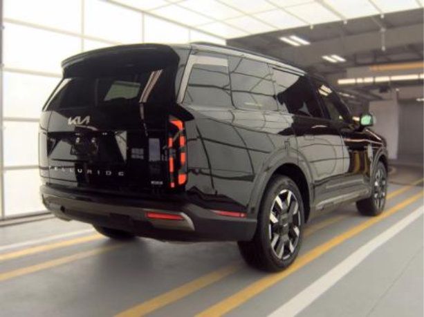 Used 2027 Kia Telluride S AWD/4WD image 2