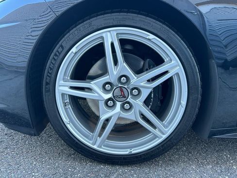 Used 2025 Chevrolet Corvette Stingray Premium Cpe w/ 3LT RWD image 37
